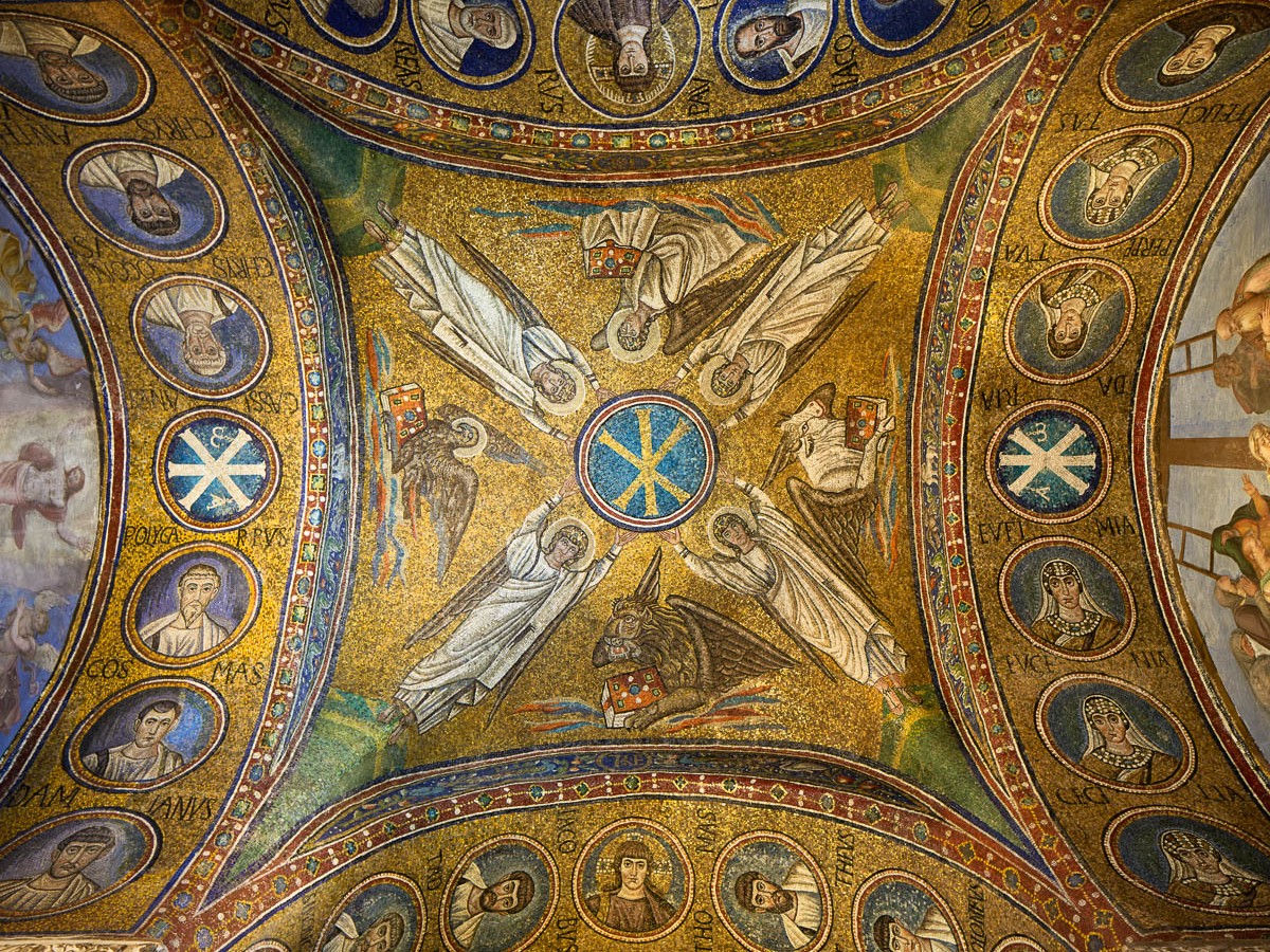domes, mosaic, Ravenna, byzantine architecture